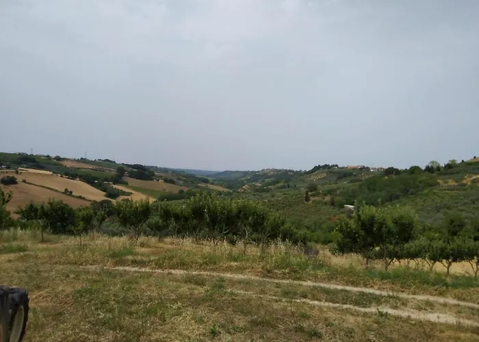 La Casetta Sotto L'albero La Carovana Gitana 펜션 바스토