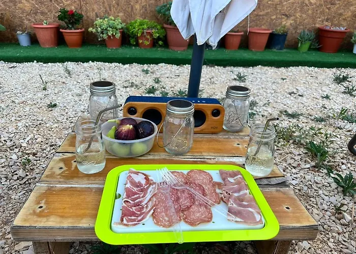 펜션 La Casetta Sotto L'albero La Carovana Gitana 바스토