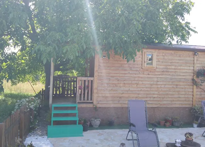 La Casetta Sotto L'albero La Carovana Gitana 펜션 바스토