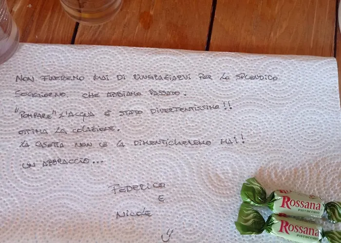 La Casetta Sotto L'albero La Carovana Gitana 펜션