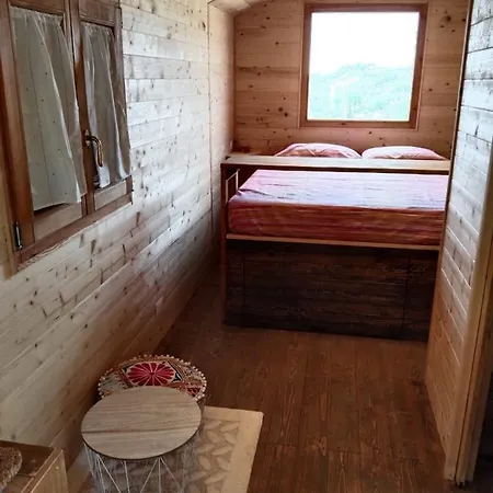 La Casetta Sotto L'albero La Carovana Gitana Ferienhaus Vasto