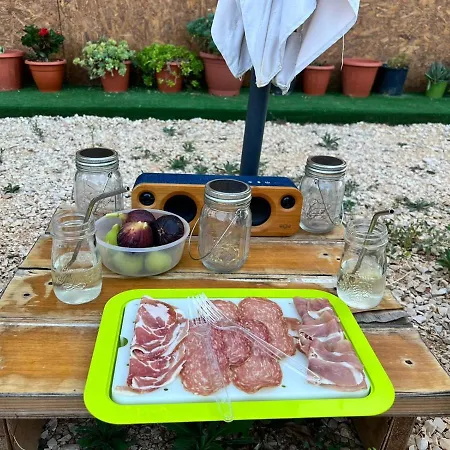 Ferienhaus La Casetta Sotto L'albero La Carovana Gitana Vasto