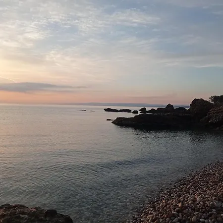 La Casetta Sotto L'albero La Carovana Gitana Hébergement de vacances