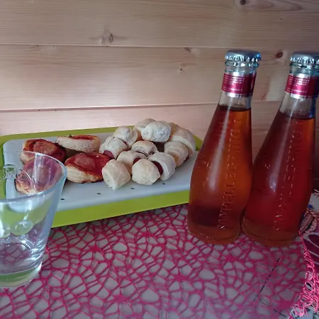 Hébergement de vacances La Casetta Sotto L'albero La Carovana Gitana *