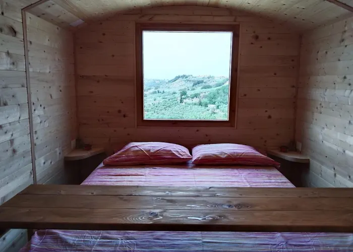 Tatil Evi La Casetta Sotto L'albero La Carovana Gitana *