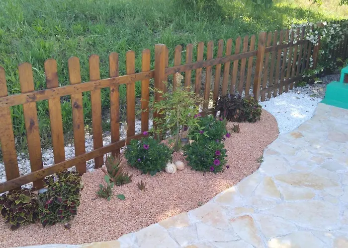 Tatil Evi La Casetta Sotto L'albero La Carovana Gitana